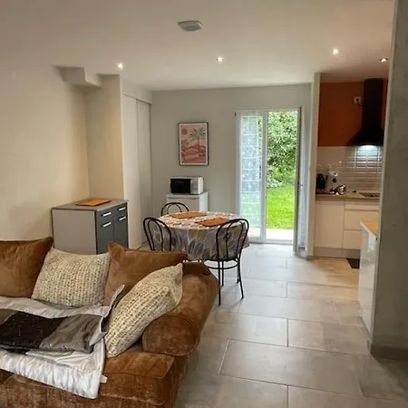 Holiday home Maisonnette Secteur Monastere De Brou Proche Centre *